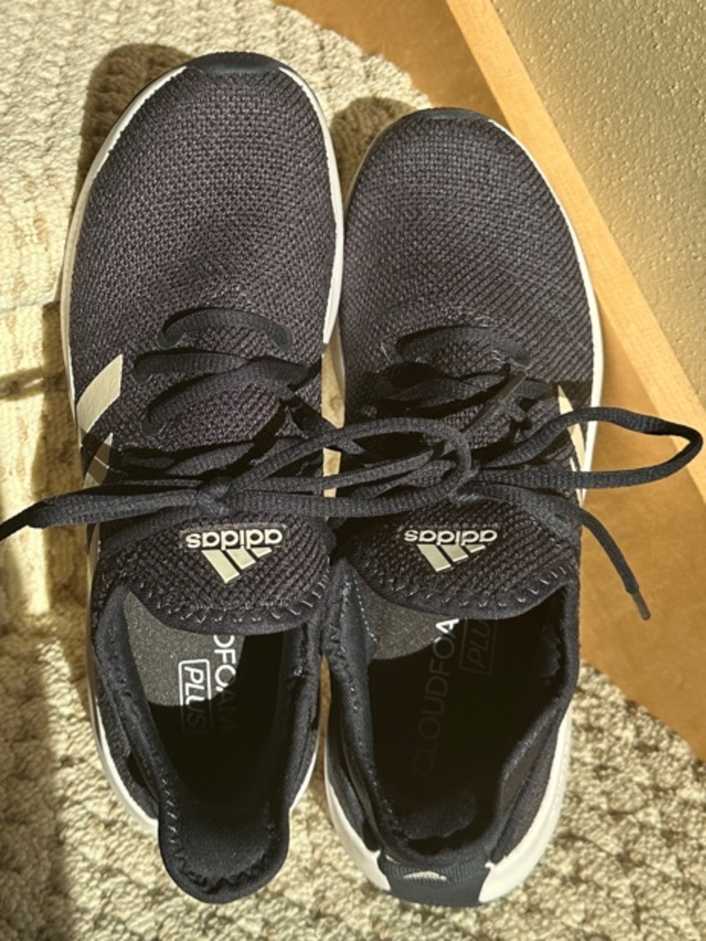 adidas Cloudfoam Pure SPW Women’s Navy and White Sneakers-NWOT